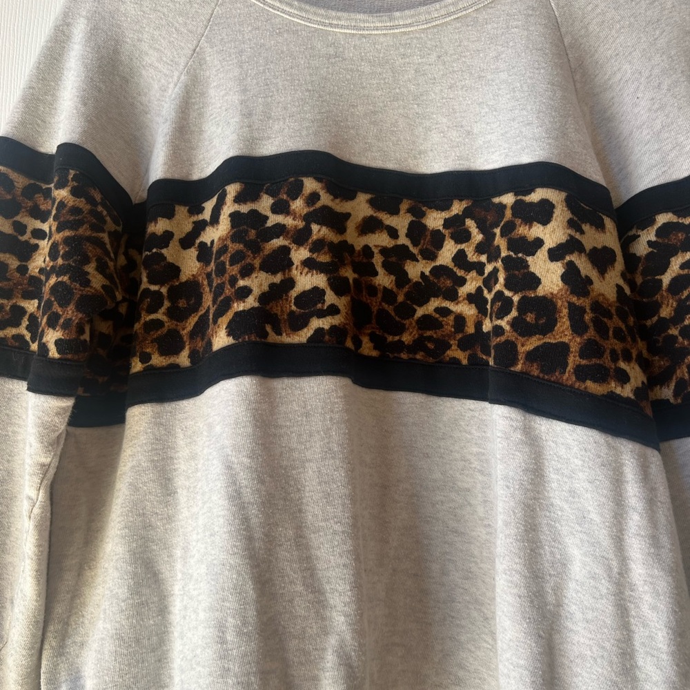 Hem & Thread Leopard Cheetah Print Gray Heather S… - image 4